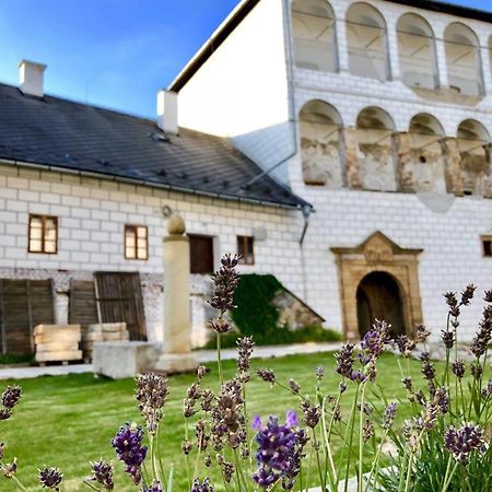 Zamek Kolstejn - Hotel Chateau Goldenstein Branná 外观 照片
