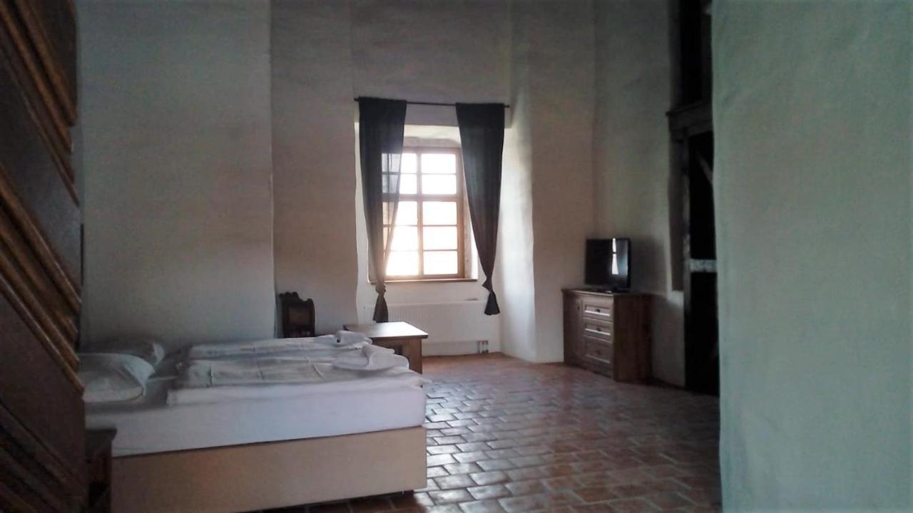 Zamek Kolstejn - Hotel Chateau Goldenstein Branná 外观 照片